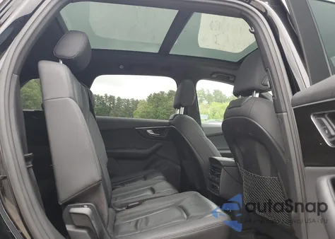 2020 Audi Q7 Premium z USA, uszkodzony, nr VIN WA1AXAF79LD005876